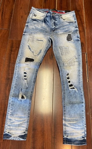 SWITCH PATCHWORK DISTRESSED DENIM (MEDIUM)